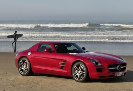 "Mercedes Benz SLS AMG 2011" تجسيدا للتكنولوجيا العالية